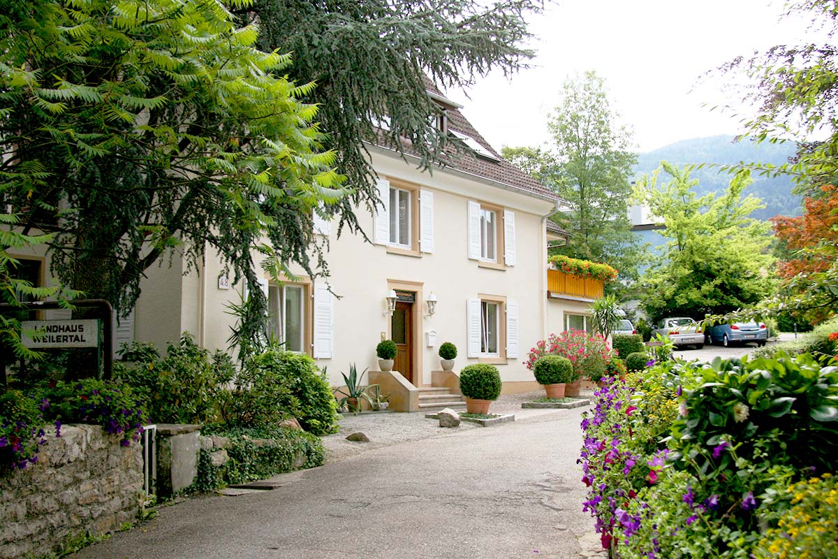 Landhaus Weilertal - Gästezimmer und Ferienwohnungen in Badenweiler im Schwarzwald